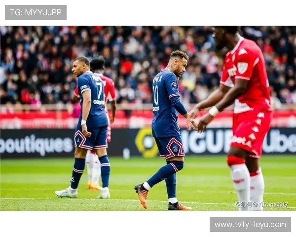 巴黎圣日耳曼领跑法甲,马赛紧追不放! 巴黎圣日耳曼领跑法甲,马赛紧追不放!
