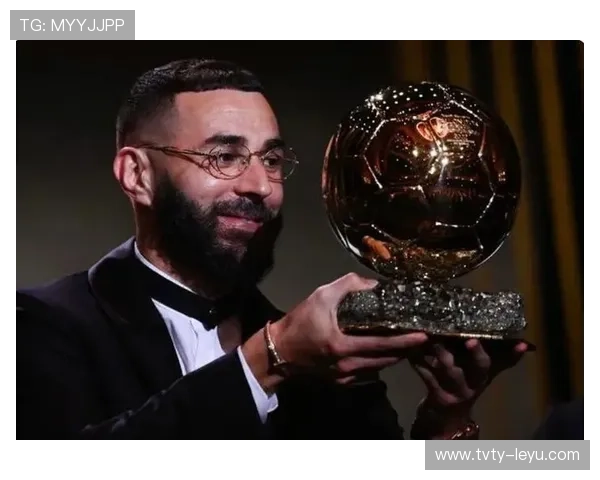 本泽马：33岁仍是最强前锋？金球奖得主的辉煌生涯与光明未来